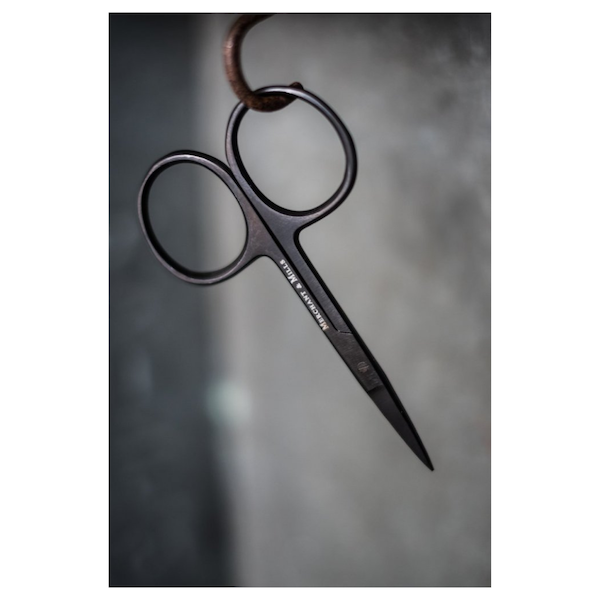 Wide Bow Scissors