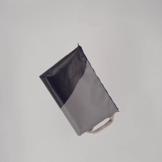 The Headcase by Oscar Munro