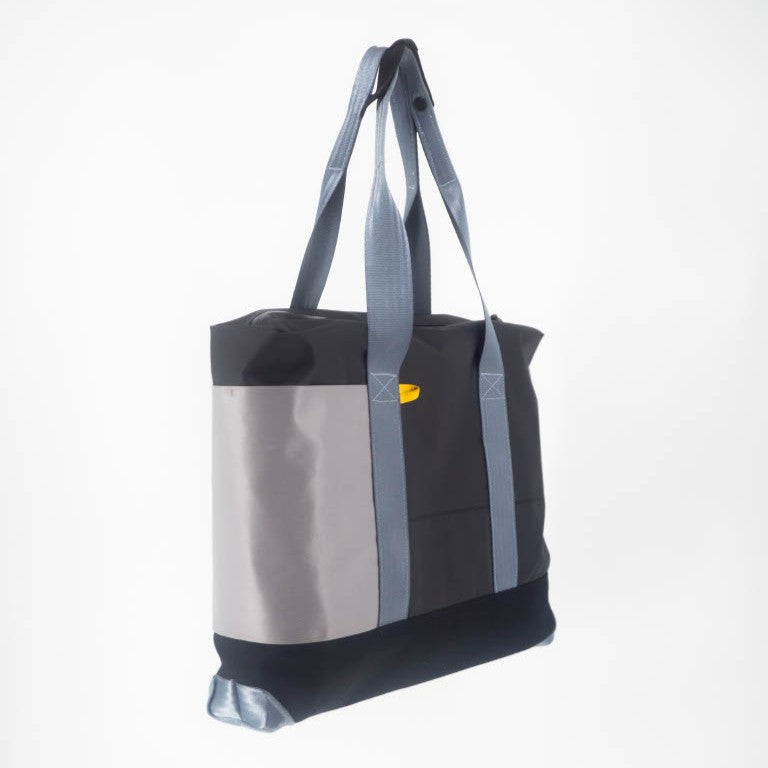 The Worker Bag by Oscar Munro