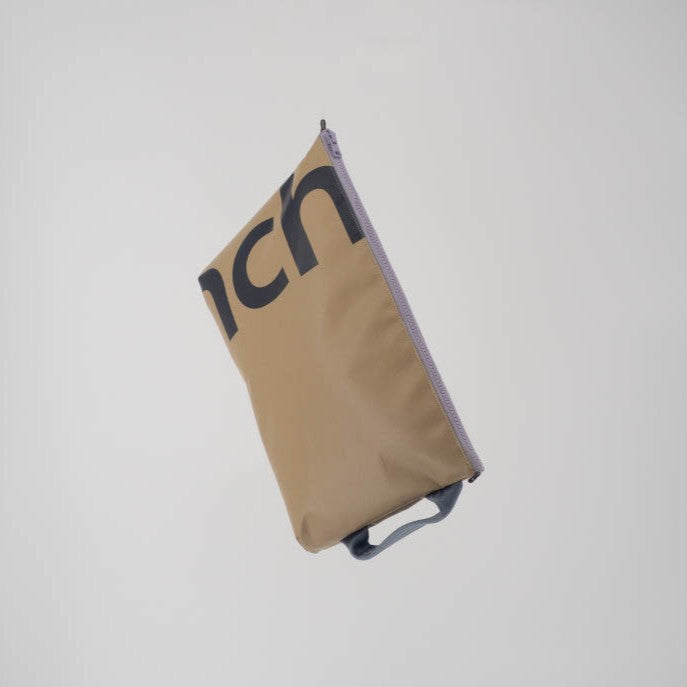 The Headcase by Oscar Munro