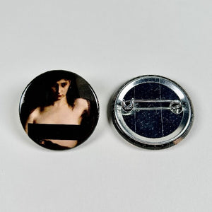 Front and back of Sappho badge 