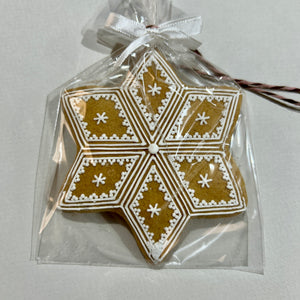 Star Gingerbread Decoration by Klara Repas